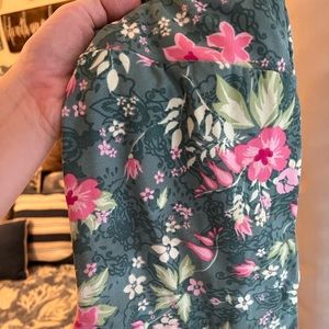 Lularoe One Size Leggings